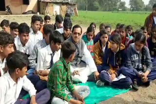 school students stopped the protest in ratlam