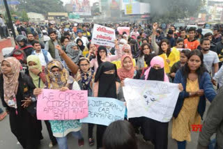 protest against caa in patna