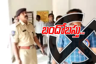 పుర ఎన్నికలకు పోలీసుల పటిష్ఠ భద్రత