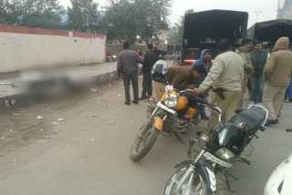 dead body Found in Patparganj Industrial Area east delhi