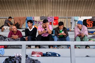 Mexico begins returning migrants back home