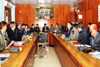 DC Hamirpur took review meeting