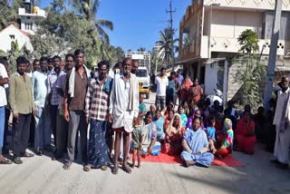 villagers Protest  in  Ramnagar
