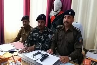 Vikas Dubey gang criminal arrested with weapon in palamu