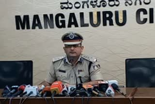 airport  Mangaluru airport bomb  Mangaluru airport  മംഗലാപുരം അന്താരാഷ്ട്ര വിമാനത്താവളം  മംഗലാപുരം വിമാനത്താവളത്തില്‍ ബോംബ്  ബോംബ് വച്ചത് ജോലി നല്‍കാത്തതിനാല്‍