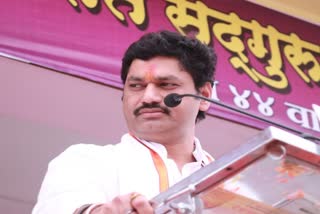 dhananjay munde comment on bjp