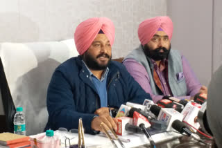 Kangar and Kiki Dhillon open fire on Sukhbir badal