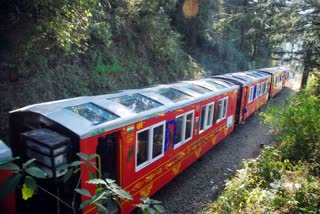 Take a trip on the Kalka-Shimla track to the Vistadom train with ETV Bharat