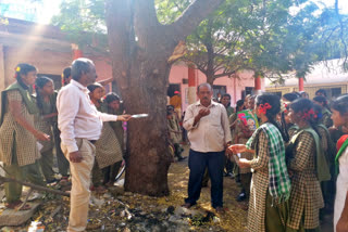 milk-from-neem-tree-in-bellary