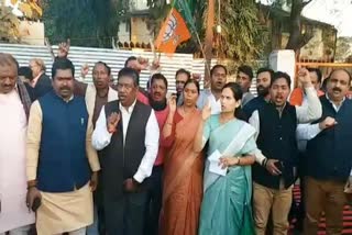 bjp-investigation-team-protested-over-chaibasa-incident