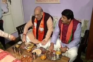 amit-saha-and-manoj-tiwari-dinner-party-karyakarta-house-at-east-delhi