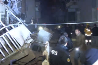 Powerful quake kills 18 people in eastern Turkey