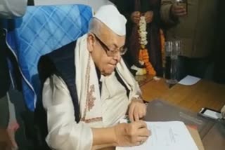 Aziz Qureshi takes over as chairman urdu academy