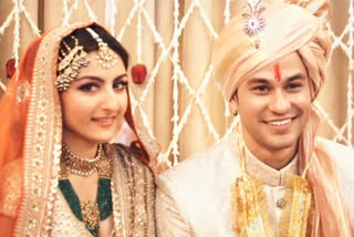 Soha Ali khan And Kunal Kemmu fifth wedding anniversary, Soha Ali khan And Kunal Kemmu wedding video, Kunal Kemmu wish wedding anniversary to soha, सोहा - कुणालच्या नवाबी विवाहसोहळ्याची झलक, Kunal Kemmu news, Soha Ali khan news