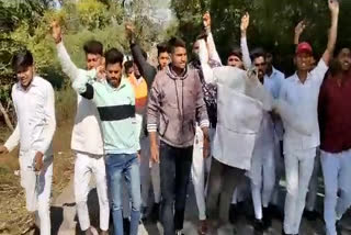 बांसवाड़ा की खबर, banswara news, नर्सिंग छात्राओं ने किया विरोध प्रदर्शन,  Nursing students protest