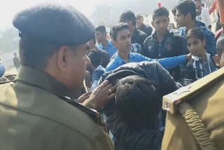 two groups of students fight in gohana sonipat