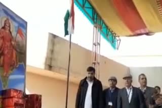 jjp MLA Devinder Babli host flag in tohana