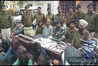 the-police-arrested-6-accused-of-robbery-rajgarh