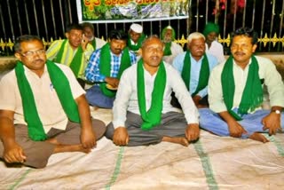 protest-by-farmers-in-gadaga