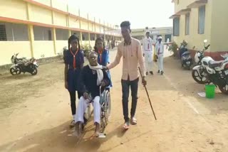 Crowds gathered in polling stations for panchayat elections in kanker