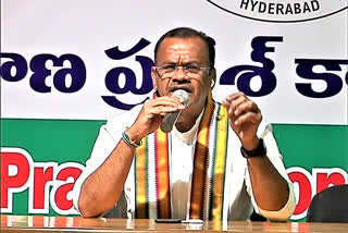 mp komati reddy venkata reddy fires on trs