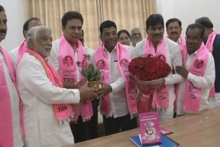 KTR Meeting with TRS MPs latest news