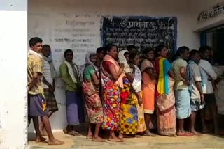 Bee targeted polling booth of korlapal of dantewada district