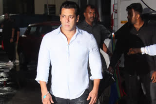 SALMAN MISBEHAVES WITH FAN, NSUI WANTS HIM BANNED FROM GOA