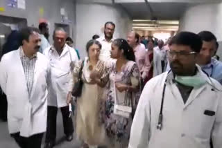 karona virus delhi team visit gandhi Hospital in Hyderabad