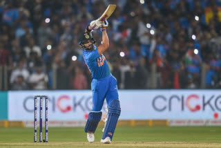 captain-virat-kohli-breaks-ms-dhonis-t20i-batting-record-against-new-zealand
