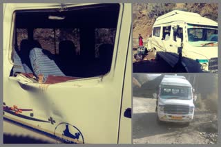 tempo traveller accident