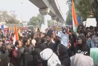 Jamia students march on foot in delhi