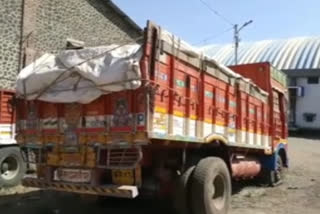 illegal-sand-transport-truck-seized-by-tahsil-department