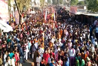 Vishal Chunri Yatra taken out in Silvani