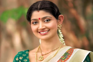 Actress Divyaa Unni gave birth to girl baby