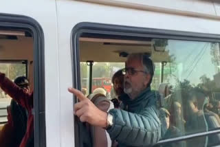 Yogendra Yadav detained at Delhi gate