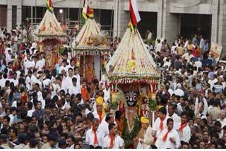 mumbai rathayatra organised by ISKCON