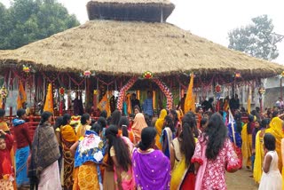 Eleven day extravagant Mahayagya begins in Pakur