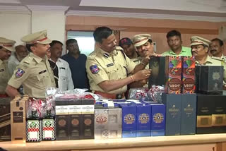 FOREIGN LIQUOR SEIZED IN HYDERABAD BY EXCISE POLICE