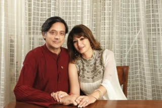 Shashi Tharoor and Sunanda Pushkar (file image)