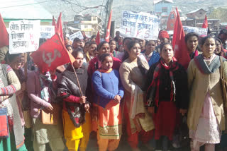 Protest of Kisan Sabha on repair of Bhootnath bridge