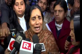 Convicts' lawyer challenged me, said they won't be executed, says Nirbhaya's mother