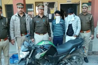 Two robbers arrested in noida