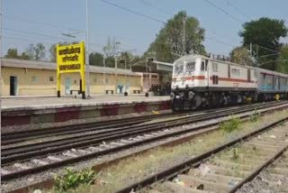 train-track-change-passengers-affected