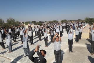 जोधपुर की खबर, students performs surya namaskar