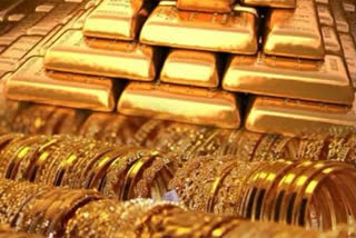 Gold prices jump Rs 277, silver rises Rs 483