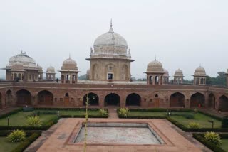 sheikh chilli tomb taj mahal of haryana in kurukshetra