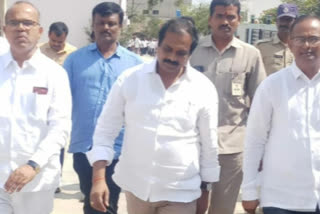 పీలేరులో మంత్రి కన్నబాబు పర్యటన