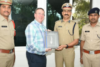 British deputy high commission visited to karimnagar police commiseration