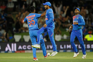 India vs New Zealand 5th T20 Live score: Taylor falls as NZ stumble again